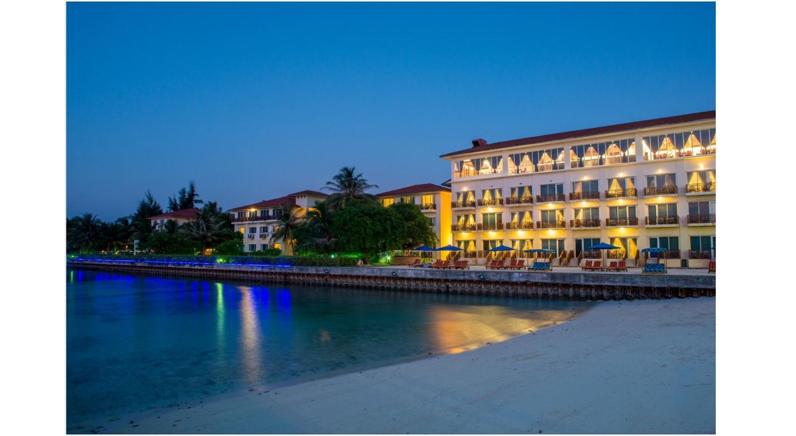 Hulhule Island Hotel Мале Екстер'єр фото
